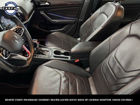 Used 2022 Volkswagen Jetta GLI Autobahn image 12