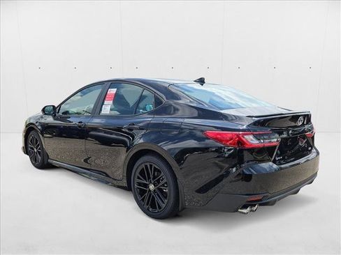 New 2025 Toyota Camry SE FWD image 8