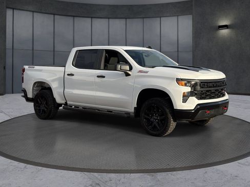 Certified 2025 Chevrolet Silverado 1500 Custom Trail Boss AWD/4WD image 8