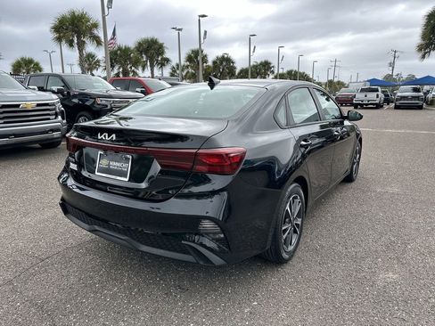 Used 2024 Kia Forte LXS FWD image 16