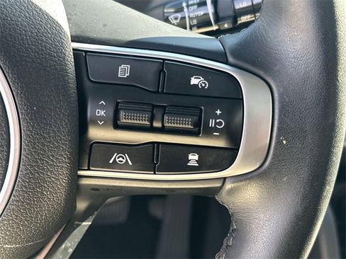 Certified 2025 Kia Sportage SX image 29