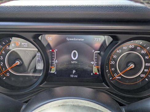 New 2025 Jeep Gladiator Sport image 11