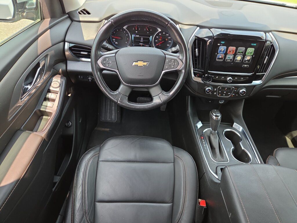 Used 2018 Chevrolet Traverse LT FWD image 14