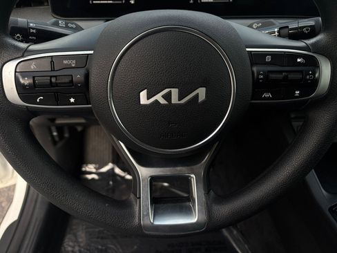 Used 2025 Kia K5 LXS image 28