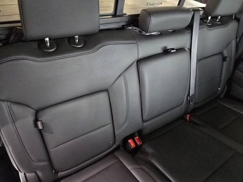 Used 2024 Chevrolet Silverado 1500 LT Trail Boss w/ Convenience Package II image 21