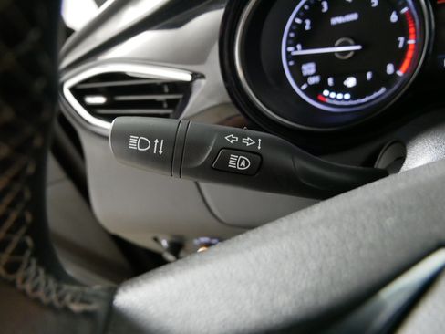 Used 2023 Buick Encore GX Select w/ Sport Touring Package AWD/4WD image 32