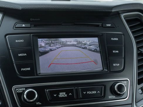 Used 2018 Hyundai Santa Fe Sport FWD image 18