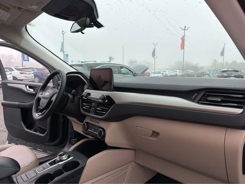 Used 2022 Ford Escape SEL AWD/4WD image 28