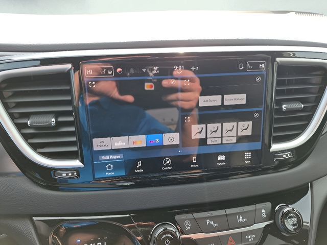 Used 2026 Chrysler Pacifica Select FWD image 13