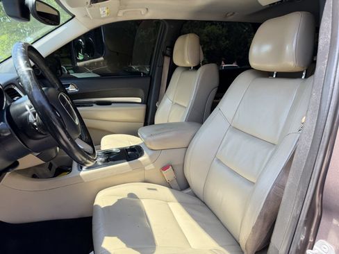 Used 2017 Dodge Durango GT w/ Premium Group RWD image 8
