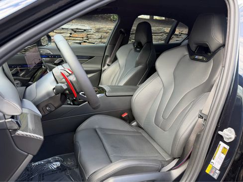 Used 2026 BMW M5 AWD/4WD image 16