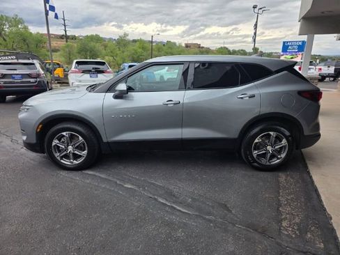 Used 2023 Chevrolet Blazer LT AWD/4WD image 9