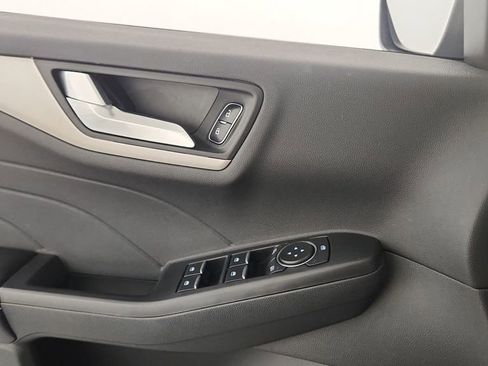 Used 2022 Ford Escape SEL image 15