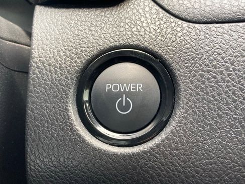 Used 2025 Toyota Camry SE w/ Convenience Package FWD image 20
