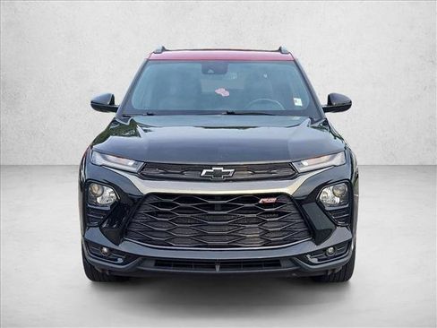 Used 2021 Chevrolet TrailBlazer RS w/ Sun and Liftgate Package AWD/4WD image 2