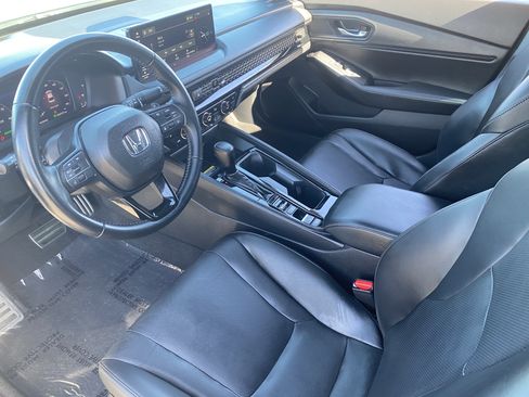 Used 2025 Honda Accord Sport image 16
