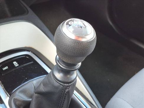Used 2021 Toyota Corolla SE FWD image 8