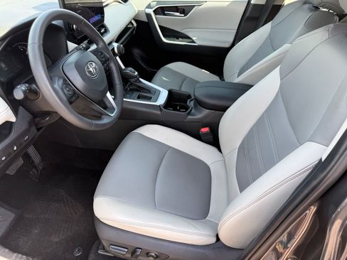 Used 2025 Toyota RAV4 XLE Premium w/ Weather Package FWD image 15