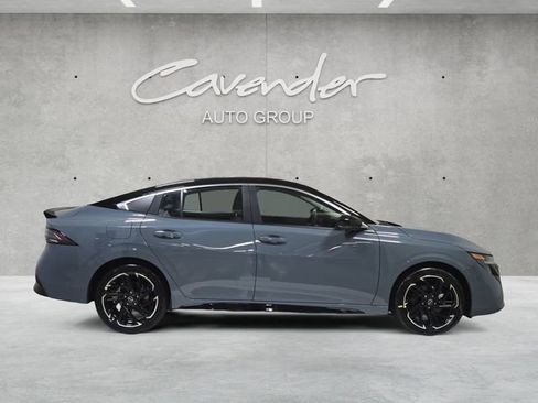 New 2026 Nissan Sentra SR image 17