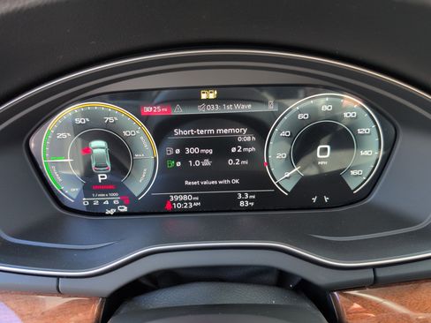 Used 2021 Audi Q5 e Premium Plus w/ Premium Plus Package image 19