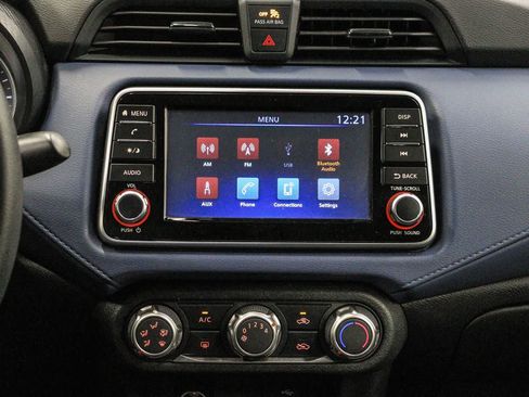 Used 2024 Nissan Versa SV FWD image 15