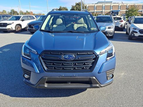 Used 2022 Subaru Forester Premium image 2
