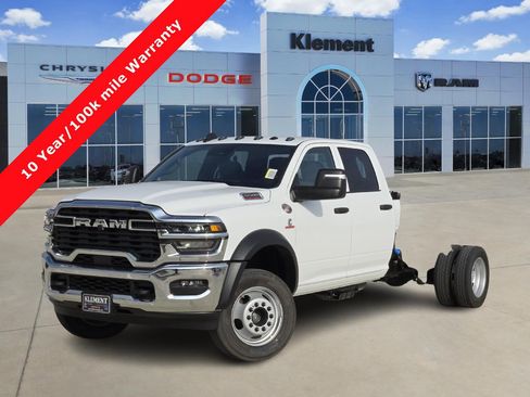 New 2026 RAM 5500 Tradesman w/ Chrome Appearance Group image 1
