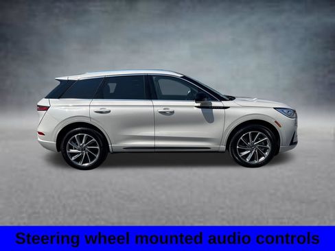 Used 2024 Lincoln Corsair Grand Touring AWD/4WD image 5