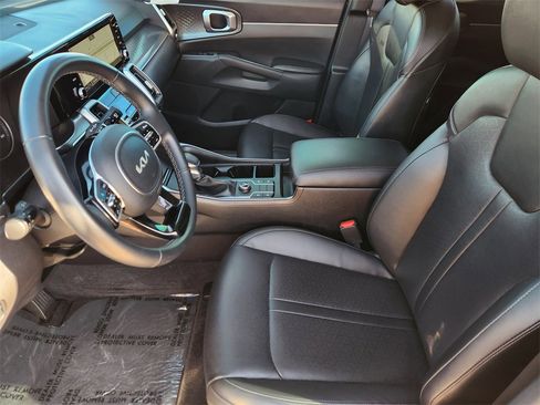 Certified 2023 Kia Sorento S image 13