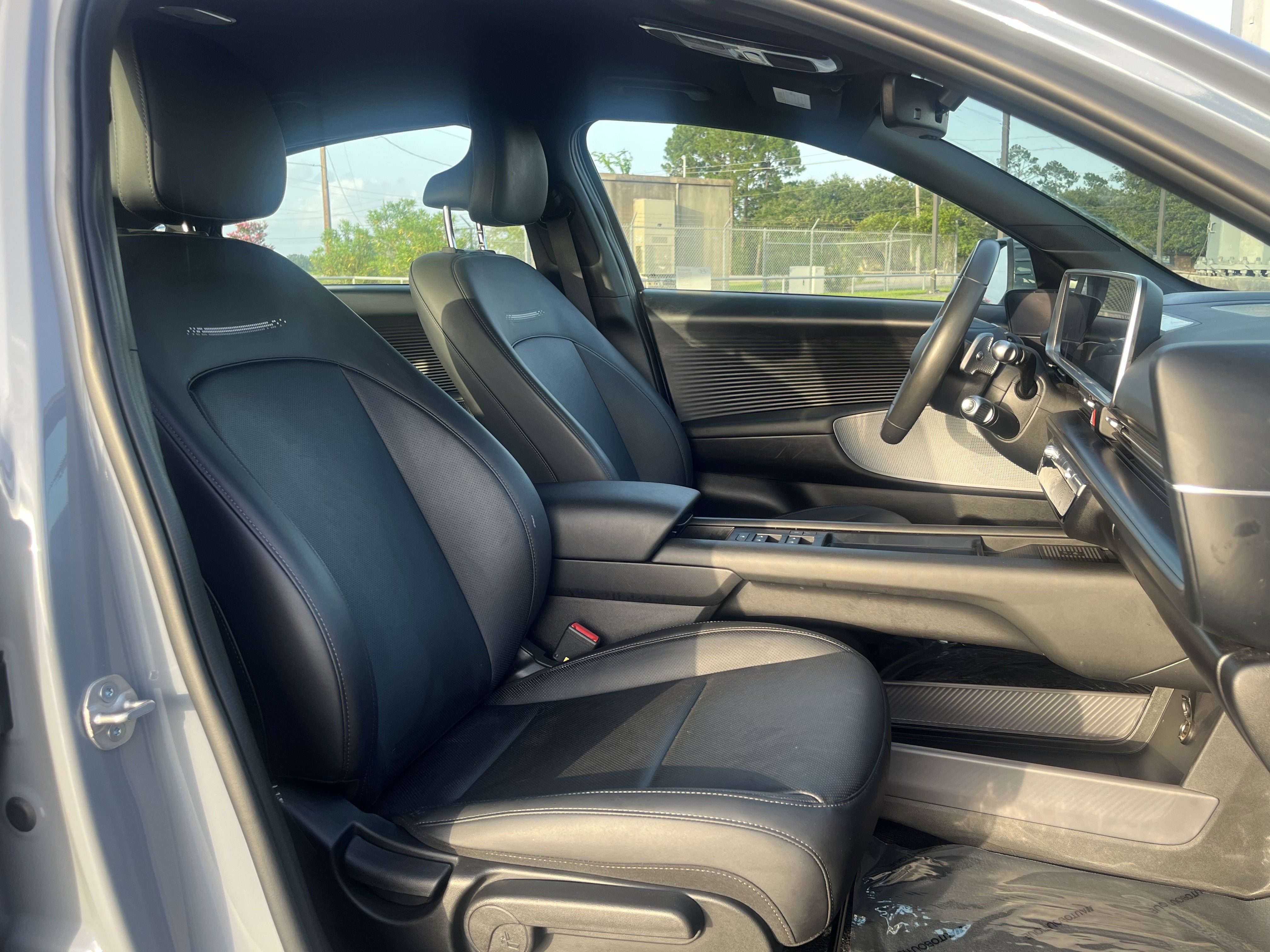 Used 2025 Hyundai Ioniq 6 SEL RWD image 30