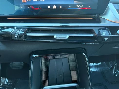 Used 2025 BMW X1 xDrive28i image 24