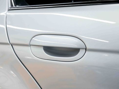 Used 2003 BMW M5 RWD image 21