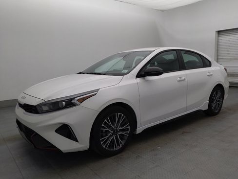 Used 2024 Kia Forte GT-Line image 2