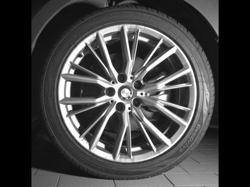 Used 2021 BMW 330i Sedan image 9