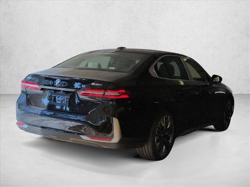 New 2026 BMW 530i xDrive w/ Premium Package image 2