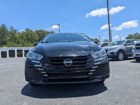 Used 2024 Nissan Versa SV w/ Trunk Package FWD image 2