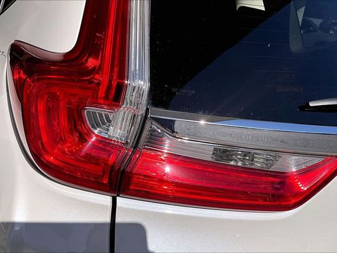 Certified 2018 Honda CR-V Touring image 29