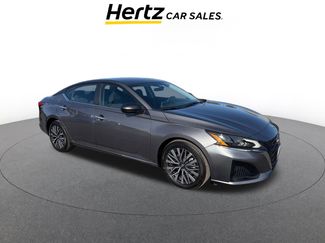 Used 2025 Nissan Altima 2.5 SV video 1