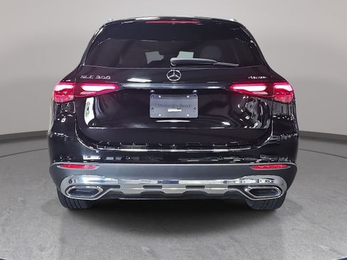 Used 2026 Mercedes-Benz GLC 300 4MATIC image 7