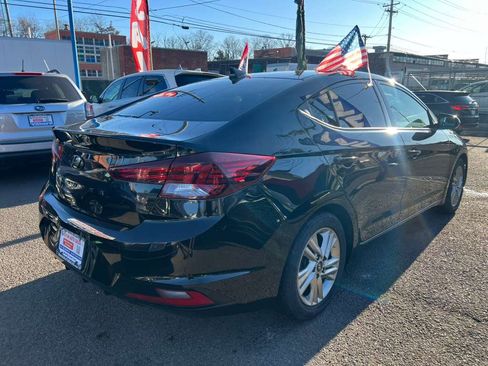 Used 2019 Hyundai Elantra Value Edition w/ Cargo Package image 5