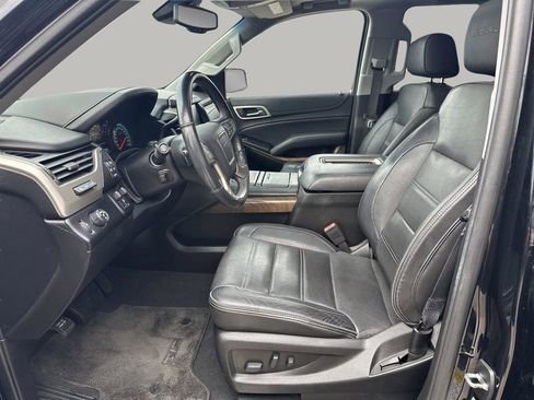 Used 2019 GMC Yukon Denali w/ Denali Ultimate Package image 10