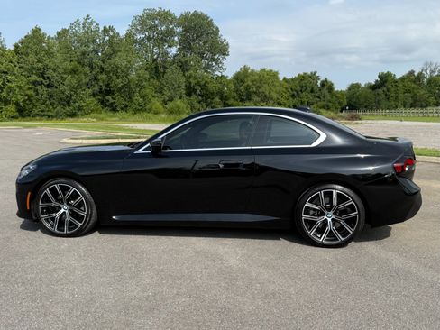 Used 2022 BMW 230i Coupe w/ Premium Package 2 RWD image 8