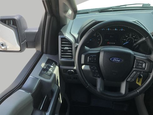 Used 2018 Ford F150 XLT w/ Equipment Group 302A Luxury AWD/4WD image 4