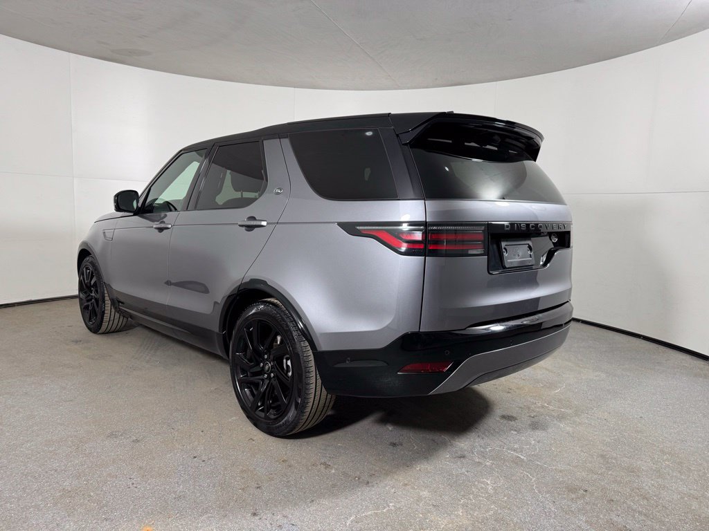 Used 2021 Land Rover Discovery S R-Dynamic AWD/4WD image 9
