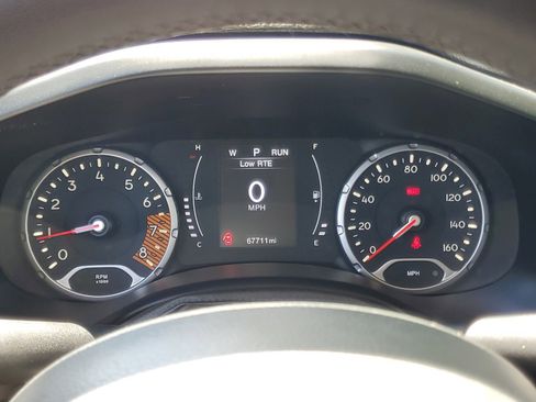 Used 2020 Jeep Renegade Latitude image 27