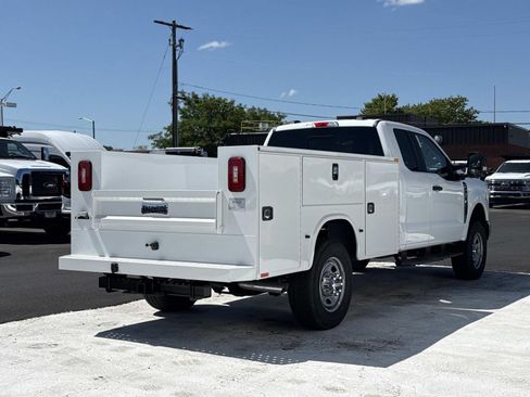 New 2026 Ford F350 XL w/ XL Chrome Package AWD/4WD image 3