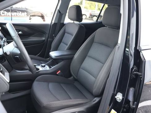 Used 2022 GMC Terrain SLE w/ Driver Convenience Package FWD image 13