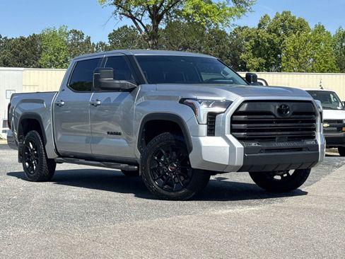 Used 2024 Toyota Tundra SR5 w/ SR5 Premium Package image 2