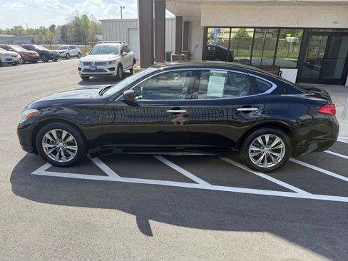 Used 2013 INFINITI M37 w/ Premium Pkg RWD image 3