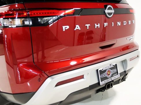 Used 2022 Nissan Pathfinder Platinum w/ Cargo Package image 68